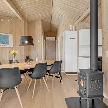 Сasa de vacaciones Cozy In With Sauna Neksø